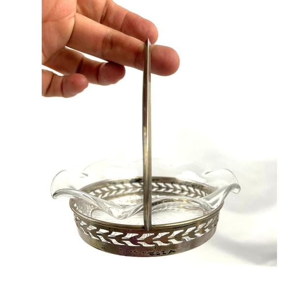 VTG Etched Cut Glass Candy Dish Small Basket Holder Sterling J44 - Picture 8 of 15